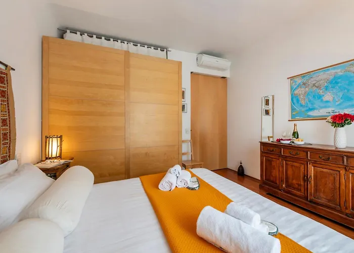 Paolo Sarpi, 36 - Inside Apartment